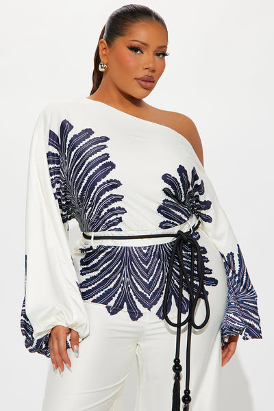 https://cdn.shopify.com/s/files/1/0293/9277/files/05-20-25_S4_23_CJ56870_Navycombo_TK_MC_11-16-50_PLUS_38067_PXF.jpg?v=1747865519&with=400&height=600