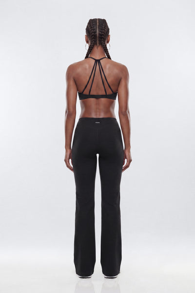 https://cdn.shopify.com/s/files/1/0293/9277/files/05-22-26_S7_29_B125SB1315_Black_JZ_SO_14-05-23_76353-34_AB_ES_JA.jpg?v=1780697581&with=400&height=600