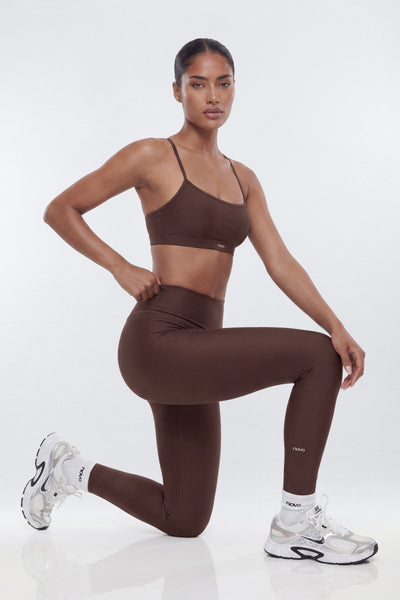 https://cdn.shopify.com/s/files/1/0293/9277/files/05-22-26_S7_37_B12503SB1302_Brown_ZSR_JZ_SO_11-35-37_5247-6_ES_ES_JA.jpg?v=1782750370&with=400&height=600