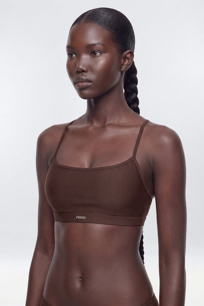 https://cdn.shopify.com/s/files/1/0293/9277/files/05-22-26_S7_40_B12503SP1302_Brown_ZSR_JZ_SO_11-53-18_5373-4_ES_ES_JA.jpg?v=1782748347