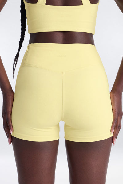 https://cdn.shopify.com/s/files/1/0293/9277/files/05-22-26_S7_44_B425SB0501_SoftYellow_JZ_SO_14-44-43_76461-5_AB_ES_JA.jpg?v=1780933585&with=400&height=600