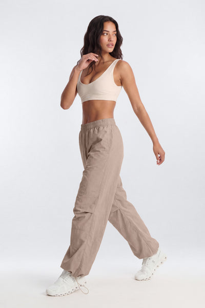 https://cdn.shopify.com/s/files/1/0293/9277/files/05-22-26_S7_7_B125SB1302_Taupe_ZSR_JZ_SO_07-45-51_76156-8_AB_AB_JA.jpg?v=1782753714&with=400&height=600