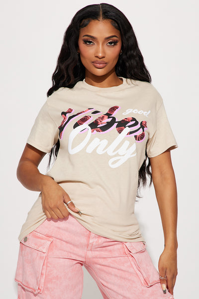 https://cdn.shopify.com/s/files/1/0293/9277/files/05-25-23Studio1_KS_SS_11-30-20_19_23014892_Sand_52915_PXF.jpg?v=1685489315&with=400&height=600