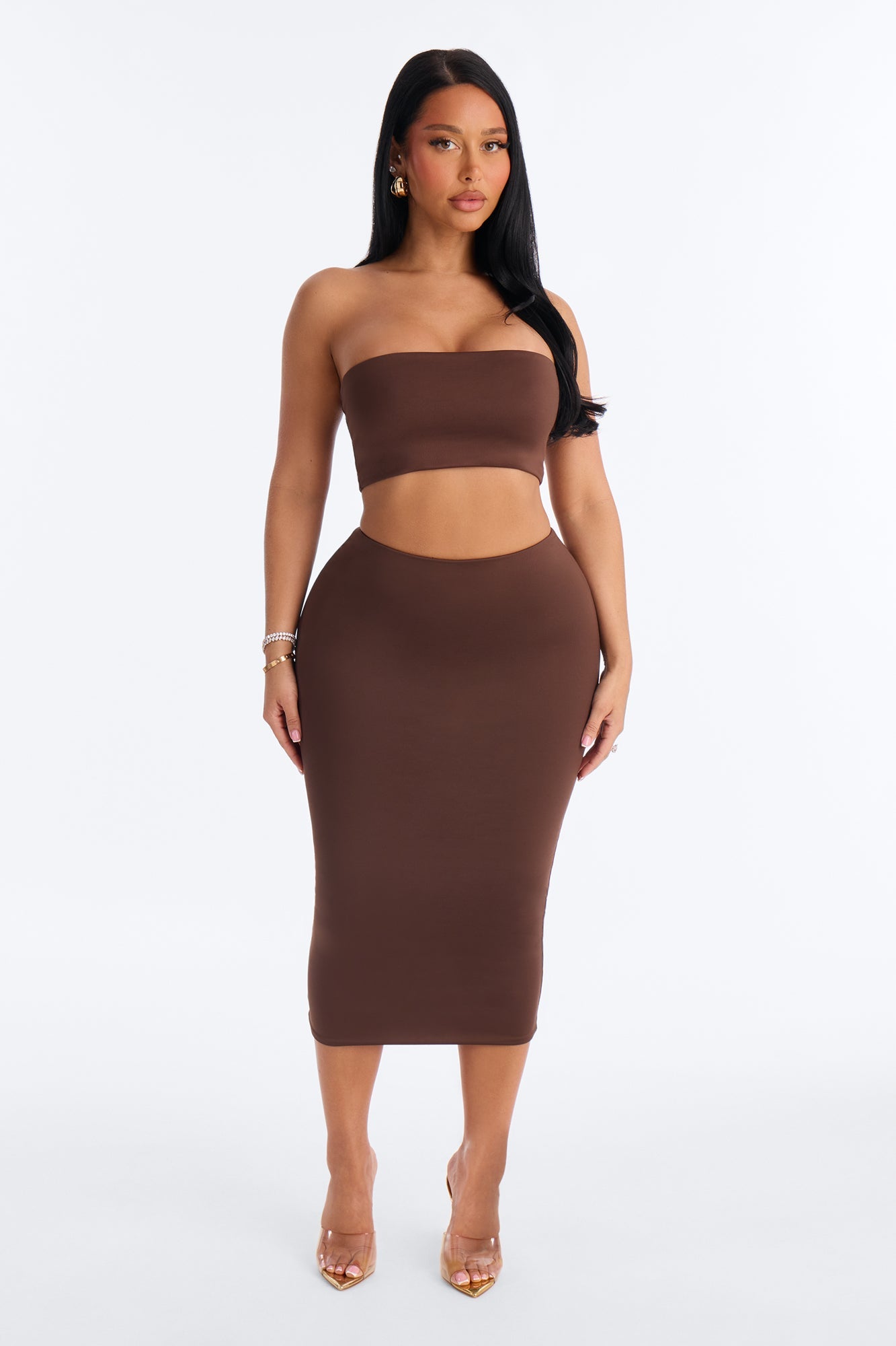https://cdn.shopify.com/s/files/1/0293/9277/files/05-26-26_S4_47_B12507SK4101_Chocolate_AB_SS_14-43-12_25396_PXF.jpg?v=1780416437