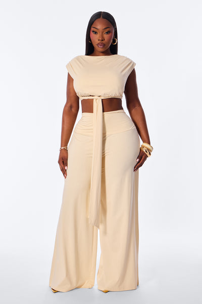 https://cdn.shopify.com/s/files/1/0293/9277/files/05-27-26_S9_61_FND0788_Cream_AE_SS_15-15-00_PLUS_3888_PXF.jpg?v=1780442336&with=400&height=600