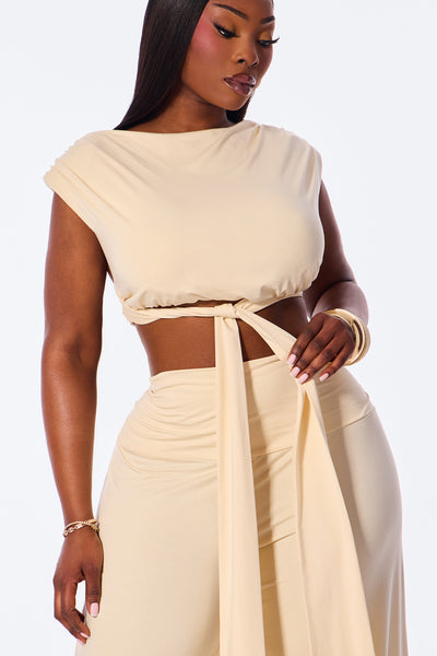 https://cdn.shopify.com/s/files/1/0293/9277/files/05-27-26_S9_61_FND0788_Cream_AE_SS_15-15-04_PLUS_3891_PXF.jpg?v=1780442336&with=400&height=600