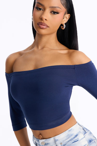 https://cdn.shopify.com/s/files/1/0293/9277/files/05-28-26_S3_2_KKDT4081311_Navy_AE_SS_10-59-30_70123_MWA.jpg?v=1780416828&with=400&height=600