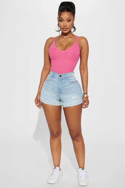 https://cdn.shopify.com/s/files/1/0293/9277/files/05-30-23Studio2_KJ_RL_12-03-52_7_SH23022402_LightWash_13285_EH.jpg?v=1686931173&with=400&height=600
