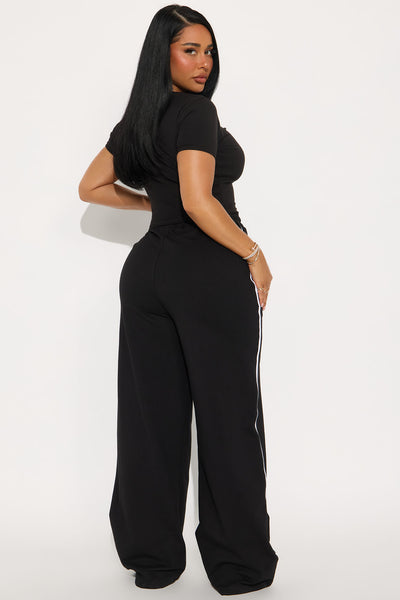 https://cdn.shopify.com/s/files/1/0293/9277/files/05-30-25_S1_15_ZPK13513SET_Black_ZSR_KJ_PC_10-59-17_0187_SG.jpg?v=1749062308&with=400&height=600
