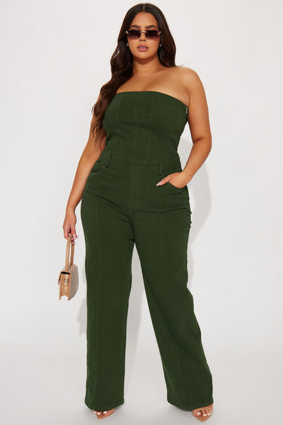 https://cdn.shopify.com/s/files/1/0293/9277/files/06-02-23Studio4_KT_DB_11-48-28_21_DXR221212_Green_2302_PLUS_ES.jpg?v=1740418669&with=400&height=600