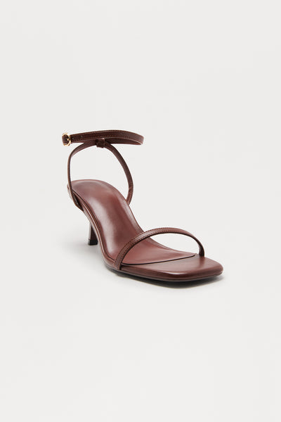 https://cdn.shopify.com/s/files/1/0293/9277/files/06-02-25_S15_56_SANGRIA02_Brown_CR_15-23-03_FLATLAY_5900_PXF.jpg?v=1750806855&with=400&height=600
