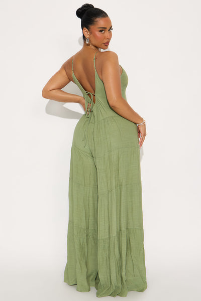 https://cdn.shopify.com/s/files/1/0293/9277/files/06-02-25_S1_39_DM4324_Olive_AE_AC_14-01-59_0566_BH.jpg?v=1749071953&with=400&height=600