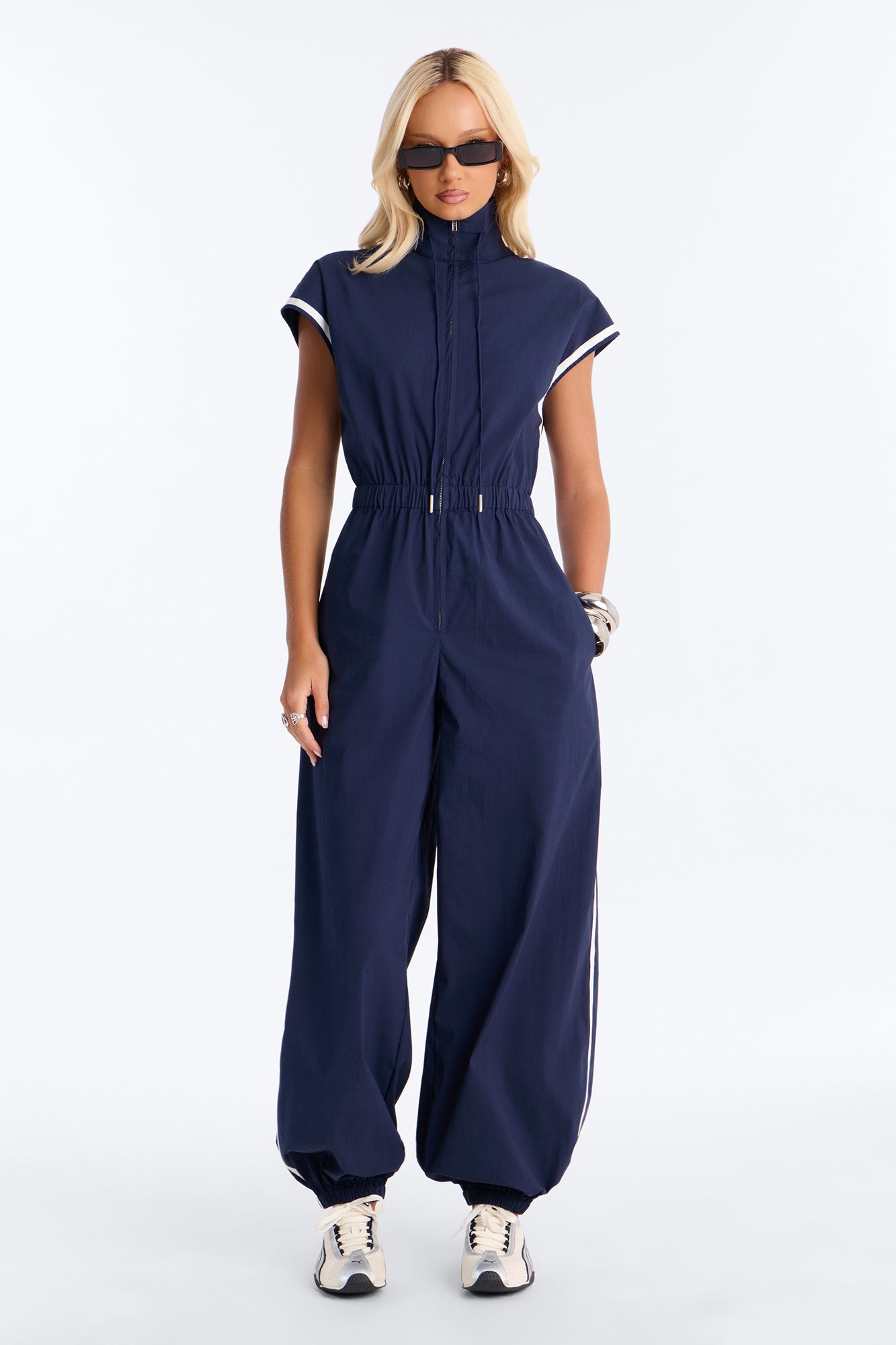 https://cdn.shopify.com/s/files/1/0293/9277/files/06-02-26_S1_60_26GWQ9206_Navy_LB_AM_14-58-53_1515_PXF.jpg?v=1780587804