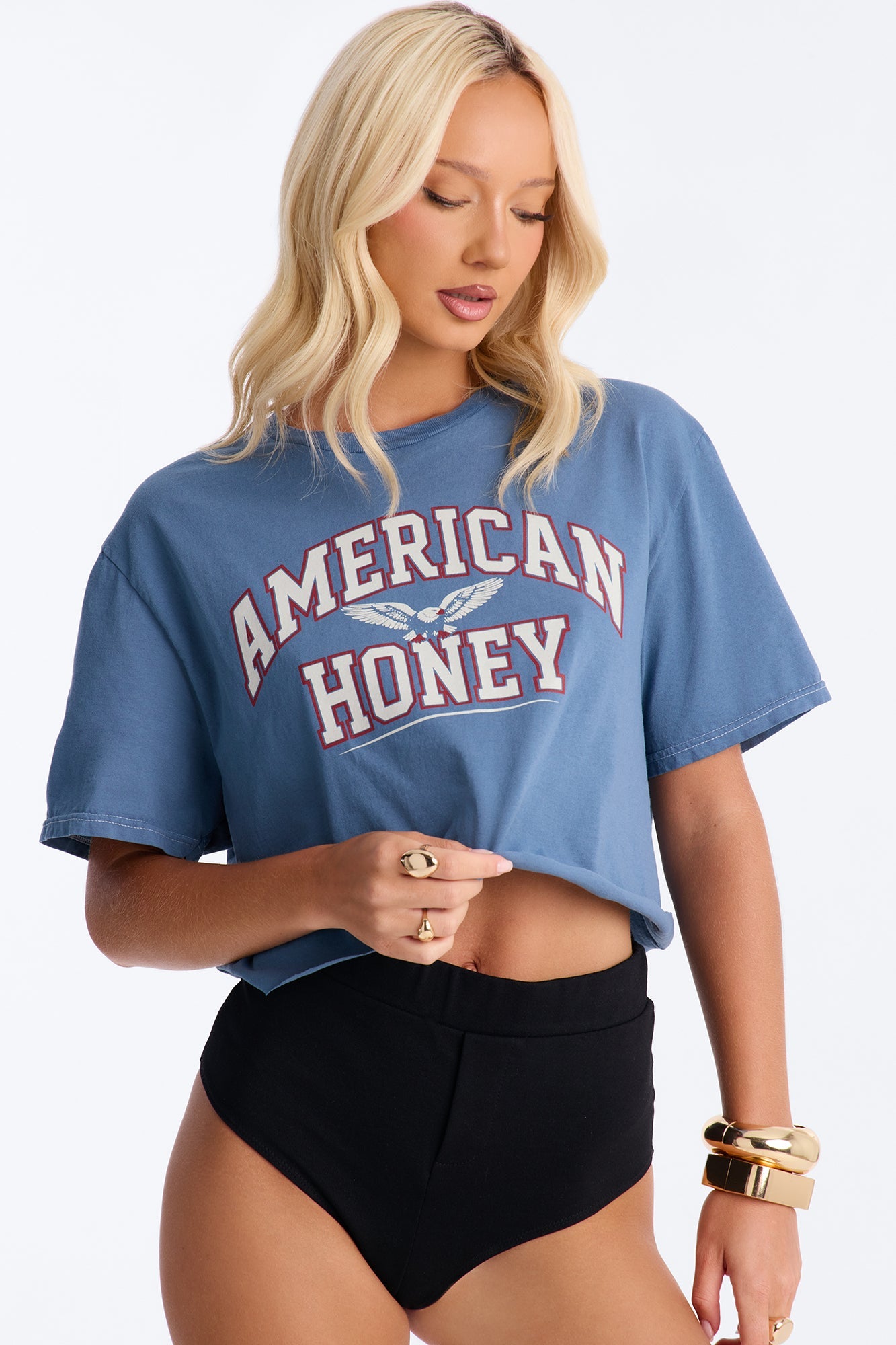https://cdn.shopify.com/s/files/1/0293/9277/files/06-02-26_S1_6_CH0192_Navy_LB_AM_12-47-43_49569_PXF_1.jpg?v=1780586107