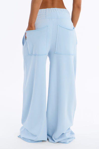 https://cdn.shopify.com/s/files/1/0293/9277/files/06-02-26_S5_6_ZDFN1528_LightBlue_LR_JS_11-52-35_1176_MWA.jpg?v=1780939090&with=400&height=600
