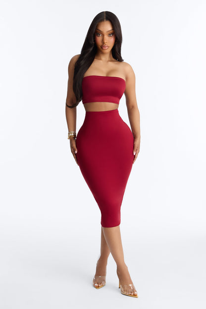 https://cdn.shopify.com/s/files/1/0293/9277/files/06-02-26_S9_11_B12507SK4101_DarkRed_CXB_AC_18-08-18_38641_PXF_d58929c1-fe5d-46da-9ade-c13fb177e449.jpg?v=1780940440