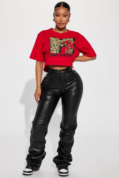 https://cdn.shopify.com/s/files/1/0293/9277/files/06-03-23Studio2_KJ_RL_14-54-02_22_7MTV97400NV_Red_32347_MP.jpg?v=1686350877&with=400&height=600