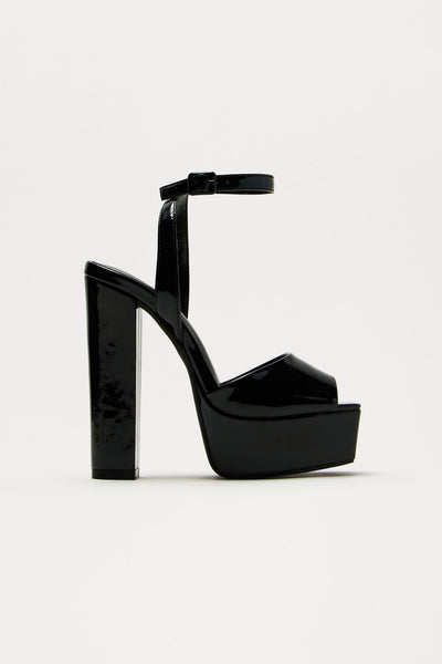https://cdn.shopify.com/s/files/1/0293/9277/files/06-03-24_S15_1_GISELLEB_Black_CZ_09-12-351395_SG_ES.jpg?v=1763057758&with=400&height=600