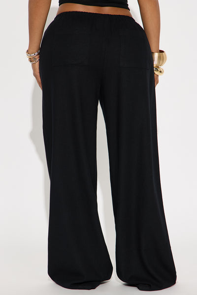 https://cdn.shopify.com/s/files/1/0293/9277/files/06-03-25_S1_26_V30803_Black_TK_PC_13-22-06_0465_PXF.jpg?v=1749140976&with=400&height=600