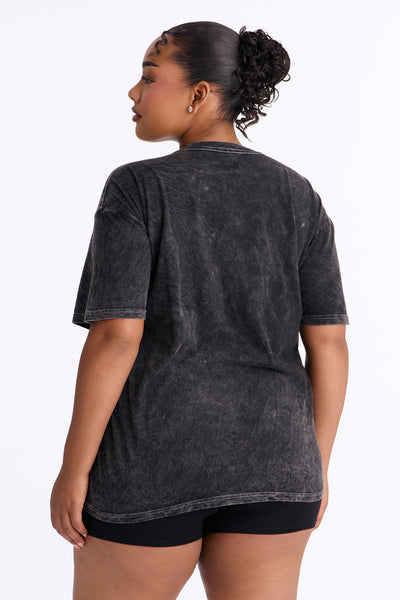 https://cdn.shopify.com/s/files/1/0293/9277/files/06-03-26_S2_21_BTR051AJRFS_BlackWash_LB_MC_11-57-08_PLUS_4453_MWA.jpg?v=1780955288&with=400&height=600