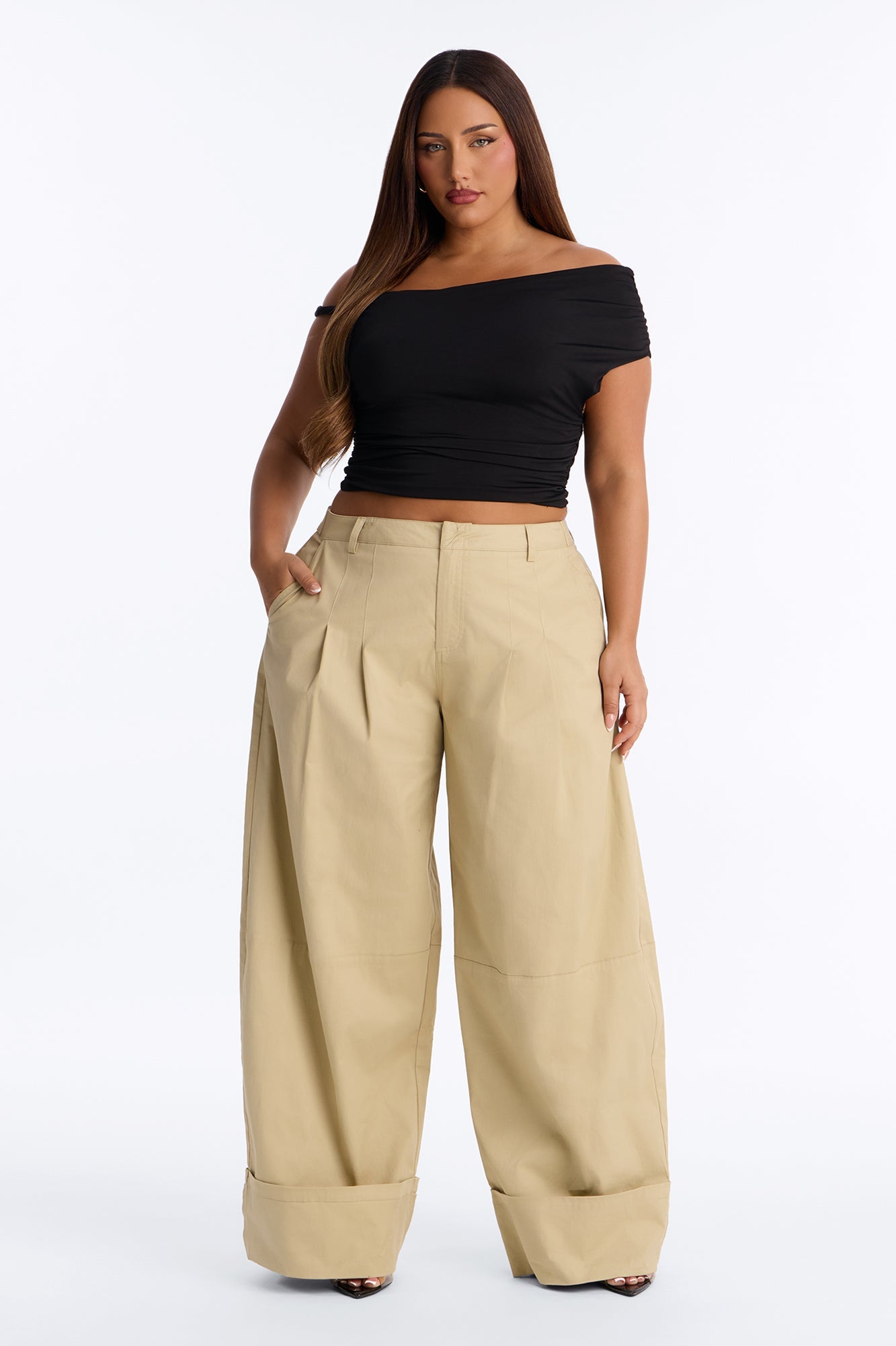 https://cdn.shopify.com/s/files/1/0293/9277/files/06-03-26_S3_18_P225PT1910_Stone_AC_KK_10-58-41_PLUS_1954_MWA.jpg?v=1781028783