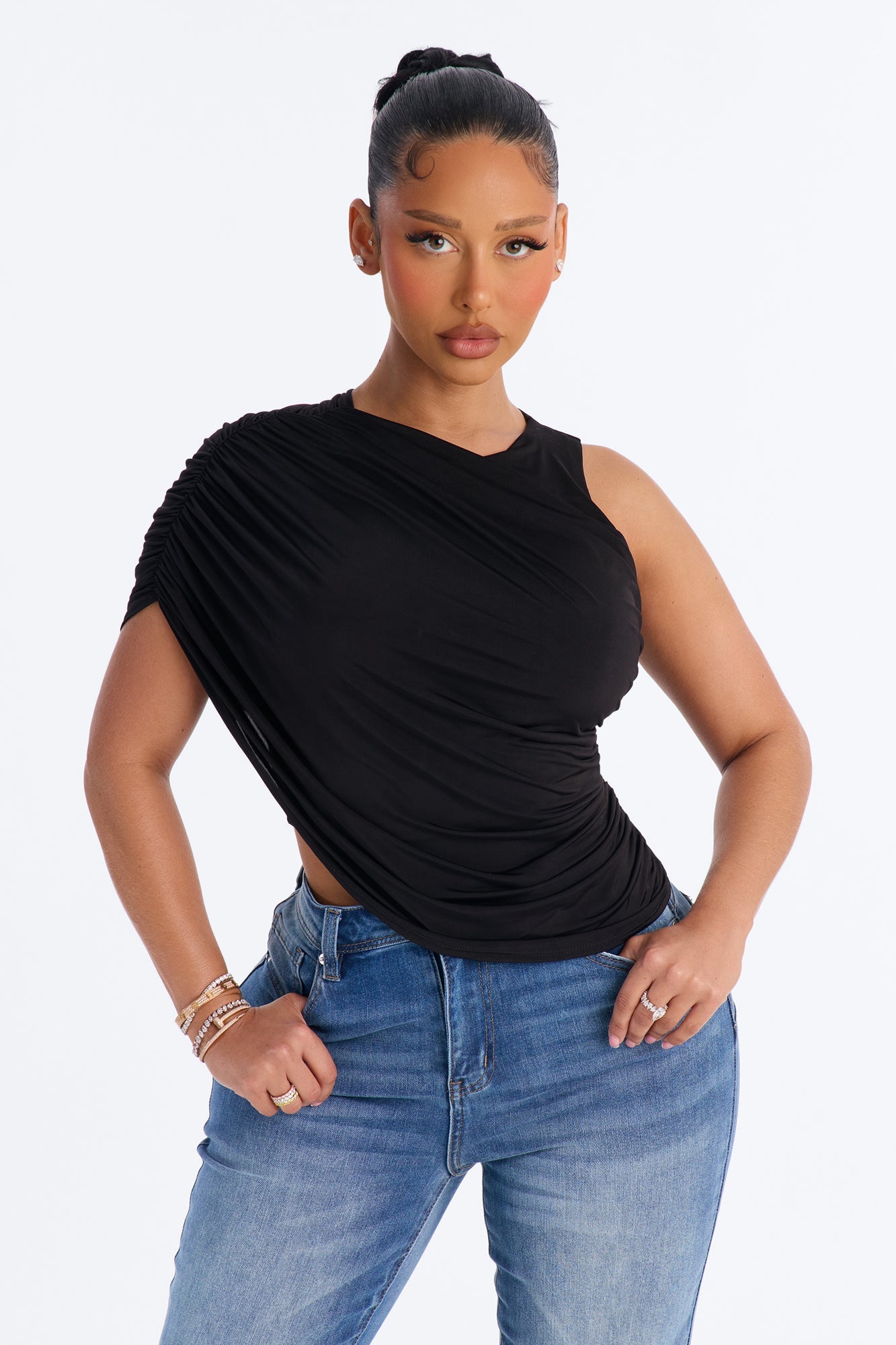 https://cdn.shopify.com/s/files/1/0293/9277/files/06-03-26_S4_10_39484_Black_AB_IM_10-02-56_30350_PXF.jpg?v=1780933649