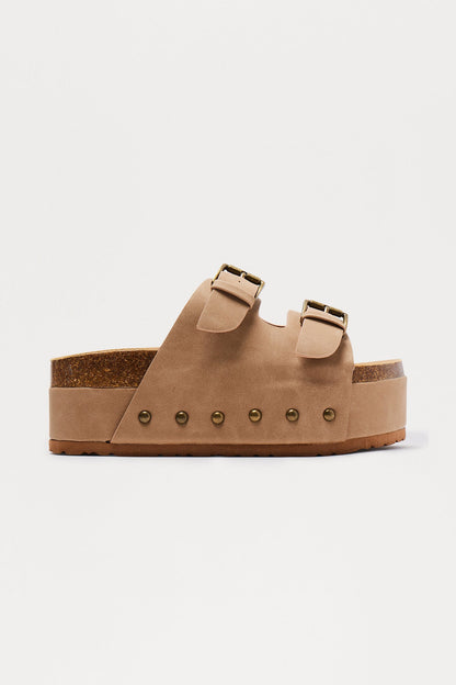 https://cdn.shopify.com/s/files/1/0293/9277/files/06-04-25_S15_7_SUMMERY1_Taupe_ZSR_RA_12-04-01_FLATLAY_5989_PXF.jpg?v=1750810227