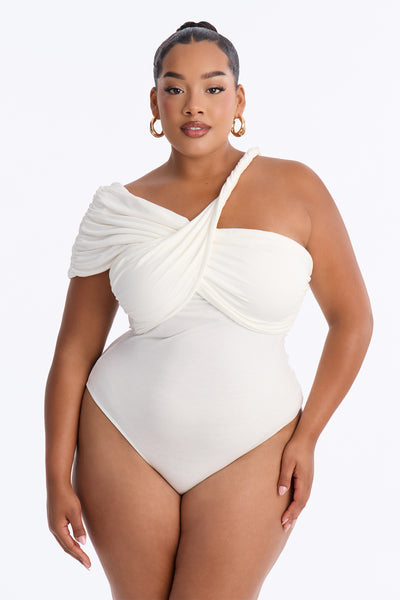 https://cdn.shopify.com/s/files/1/0293/9277/files/06-04-26_S6_7_39461_Ivory_KP_SS_09-56-22_PLUS_10995_MWA.jpg?v=1781037220&with=400&height=600