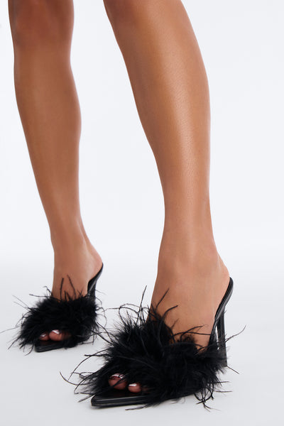 https://cdn.shopify.com/s/files/1/0293/9277/files/06-04-26_S7_37_MELANI05_Black_AB_NL_13-41-00_15733_PXF.jpg?v=1780784914&with=400&height=600