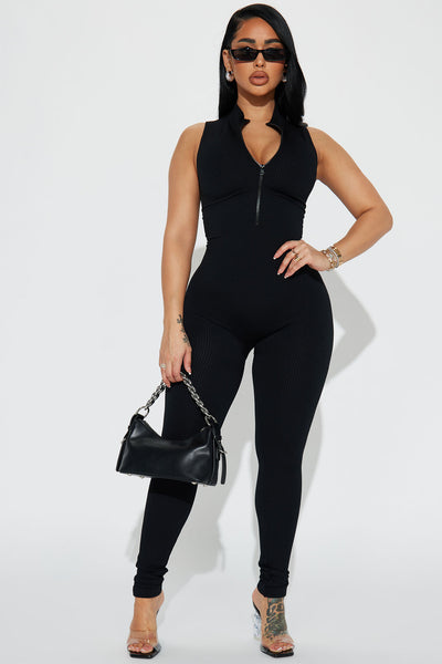 https://cdn.shopify.com/s/files/1/0293/9277/files/06-05-23Studio1_TK_DB_13-27-36_29_J1K1519C_Black_58734_DQ.jpg?v=1686678934&with=400&height=600