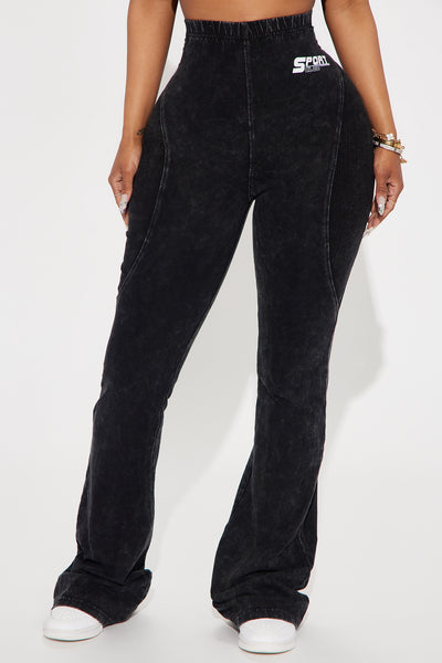 https://cdn.shopify.com/s/files/1/0293/9277/files/06-05-24_S2_22_ZDZPK11855BTBL_BlackWash_KS_RA_14-10-04_37102_PXF.jpg?v=1717782727&with=400&height=600