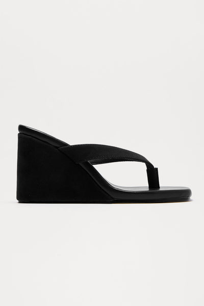 https://cdn.shopify.com/s/files/1/0293/9277/files/06-05-25_S15_21_MEKIA_Black_ZSR_CZ_09-56-50_FLATLAY_6091_ES.jpg?v=1753470922&with=400&height=600