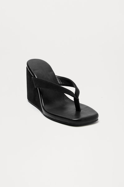 https://cdn.shopify.com/s/files/1/0293/9277/files/06-05-25_S15_21_MEKIA_Black_ZSR_CZ_09-56-50_FLATLAY_6092_ES.jpg?v=1750437121&with=400&height=600