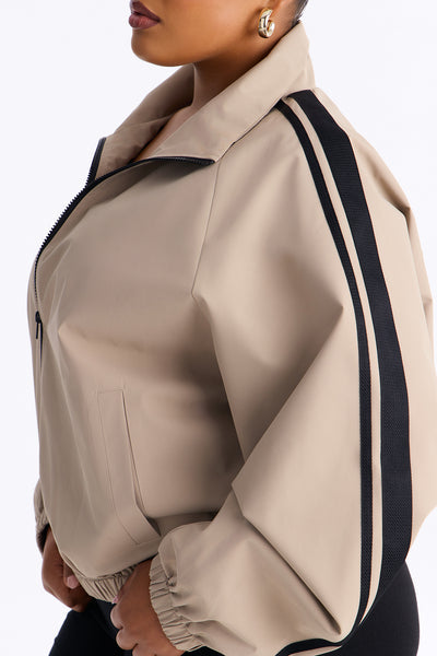 https://cdn.shopify.com/s/files/1/0293/9277/files/06-05-26_S1_35_ZDPDSJZO25052_Khakicombo_KK_KT_14-26-48_PLUS_0681_MWA.jpg?v=1781044683&with=400&height=600