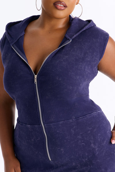 https://cdn.shopify.com/s/files/1/0293/9277/files/06-05-26_S1_4_V126JP4704_Navy_KK_KT_10-24-53_PLUS_0067_MWA.jpg?v=1781107378&with=400&height=600