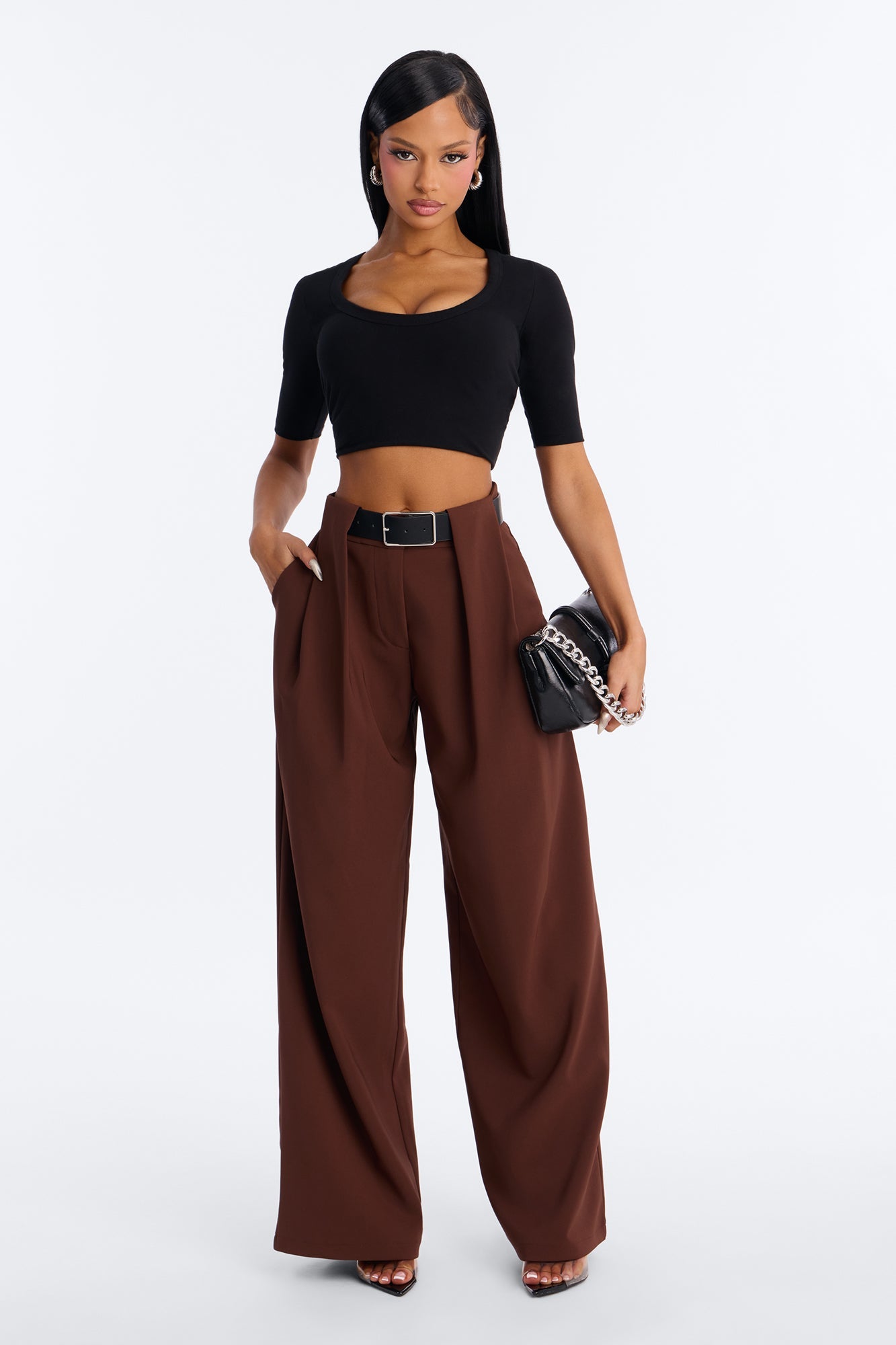 https://cdn.shopify.com/s/files/1/0293/9277/files/06-05-26_S5_24_25GWQ19126_Chocolate_KJ_SS_14-55-33_59279_PXF.jpg?v=1780959014