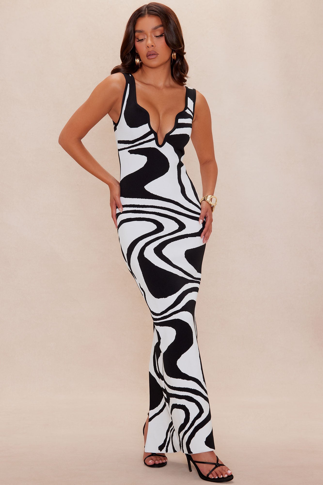 https://cdn.shopify.com/s/files/1/0293/9277/files/06-09-25_S5_39_GW24K2013_White_ZSR_RA_DO_14-19-43_7085_SG.jpg?v=1749572722