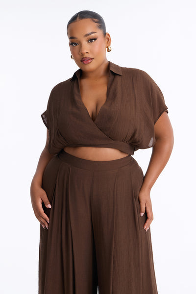 https://cdn.shopify.com/s/files/1/0293/9277/files/06-09-26_S6_4_HF24F241SET_Chocolate_LR_AC_11-57-35_PLUS_36567_MWA.jpg?v=1781202319&with=400&height=600