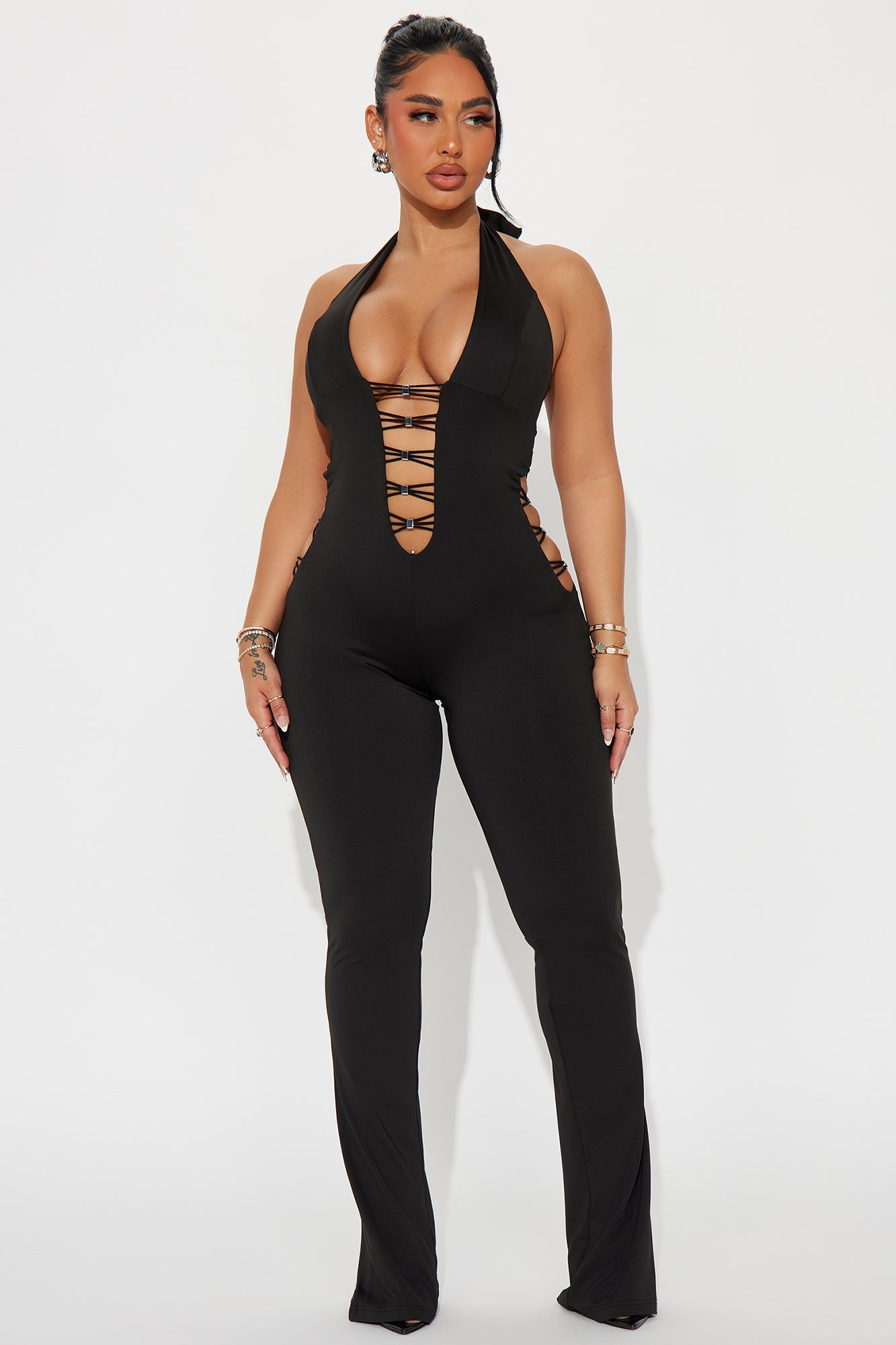 https://cdn.shopify.com/s/files/1/0293/9277/files/06-10-24_S1_54_KSWJ4032904_Black_TK_JS_15-09-16_87170_PXF.jpg?v=1718316535
