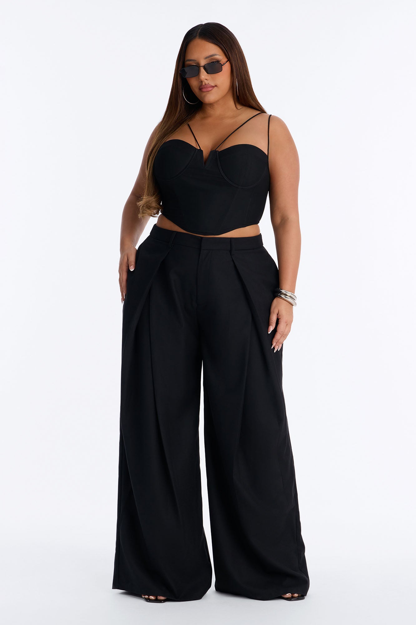 https://cdn.shopify.com/s/files/1/0293/9277/files/06-10-26_S8_14_V225PT0702_Black_JG_DR_11-47-38_PLUS_44536_MWA_SG.jpg?v=1781715360