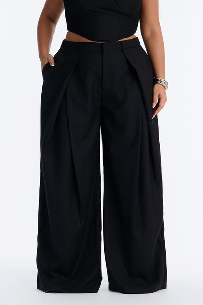https://cdn.shopify.com/s/files/1/0293/9277/files/06-10-26_S8_14_V225PT0702_Black_JG_DR_11-48-27_PLUS_44544_MWA.jpg?v=1781715360&with=400&height=600