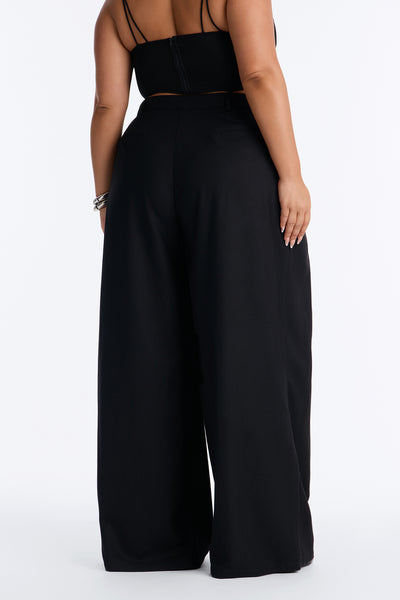 https://cdn.shopify.com/s/files/1/0293/9277/files/06-10-26_S8_14_V225PT0702_Black_JG_DR_11-49-04_PLUS_44550_MWA.jpg?v=1781715360&with=400&height=600