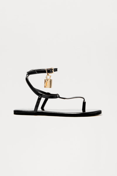 https://cdn.shopify.com/s/files/1/0293/9277/files/06-11-24_S15_30_MARLO91_Black_CZ_13-19-00_0605_SG_ES.jpg?v=1720799190&with=400&height=600