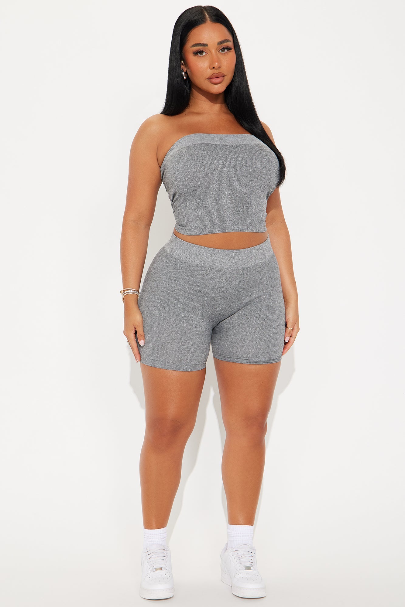 https://cdn.shopify.com/s/files/1/0293/9277/files/06-11-25_S3_36_J9N3149C_Grey_KJ_AC_14-10-55_4215_PXF.jpg?v=1749766649