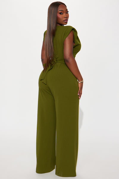 https://cdn.shopify.com/s/files/1/0293/9277/files/06-11-25_S4_33_WP8431_Olive_AE_MC_13-57-06_PLUS_10457_PXF.jpg?v=1749769670&with=400&height=600