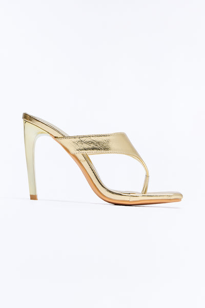 https://cdn.shopify.com/s/files/1/0293/9277/files/06-11-26_SL_37_TREMBLE01_Gold_ZSR_AB_15-26-45_FLATLAY_11320_PXF.jpg?v=1781536792&with=400&height=600