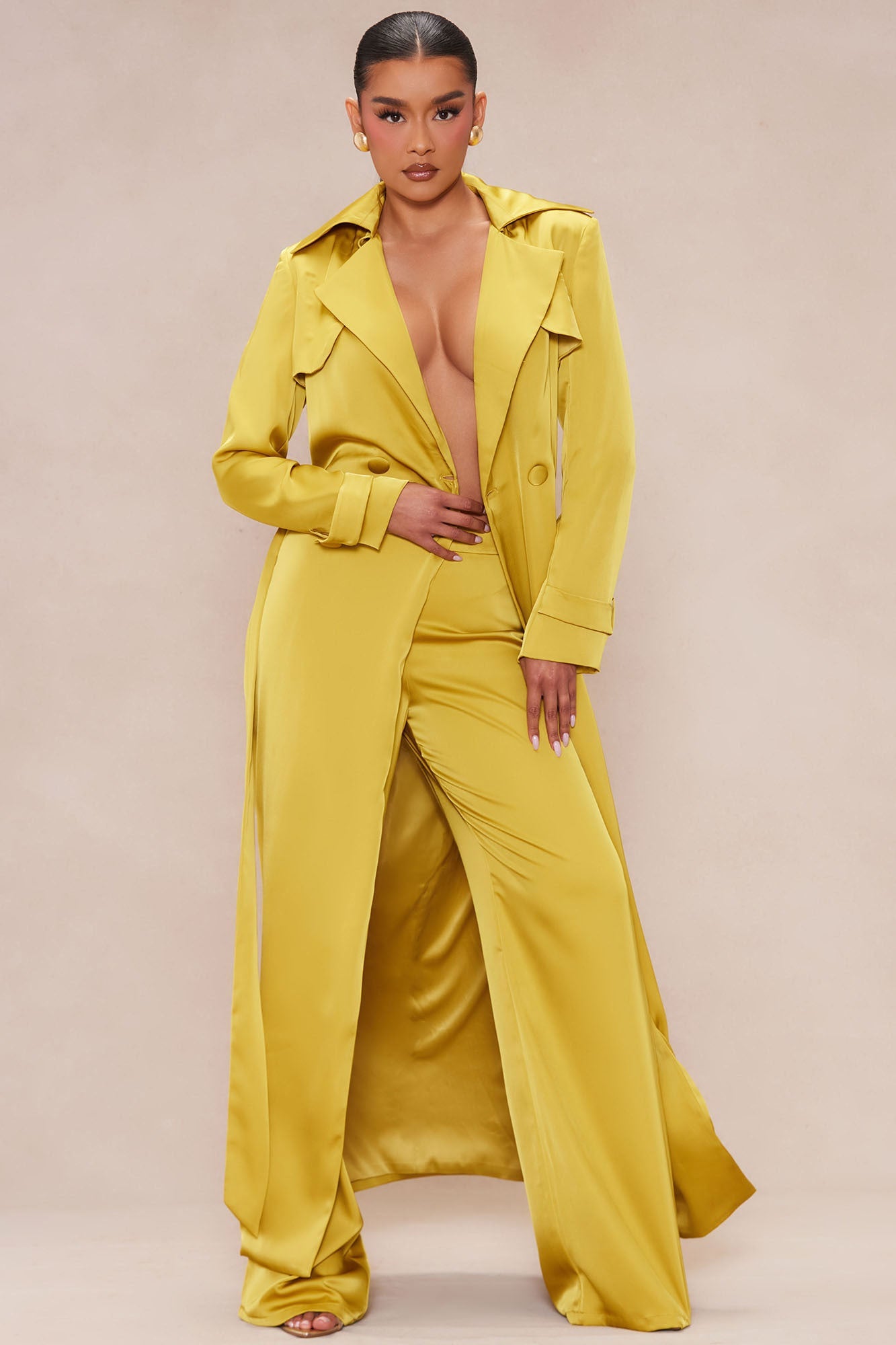 https://cdn.shopify.com/s/files/1/0293/9277/files/06-12-24_S5_32_A11301AB_Chartreuse_KF_IM_14-24-39_20376_TT.jpg?v=1718668847