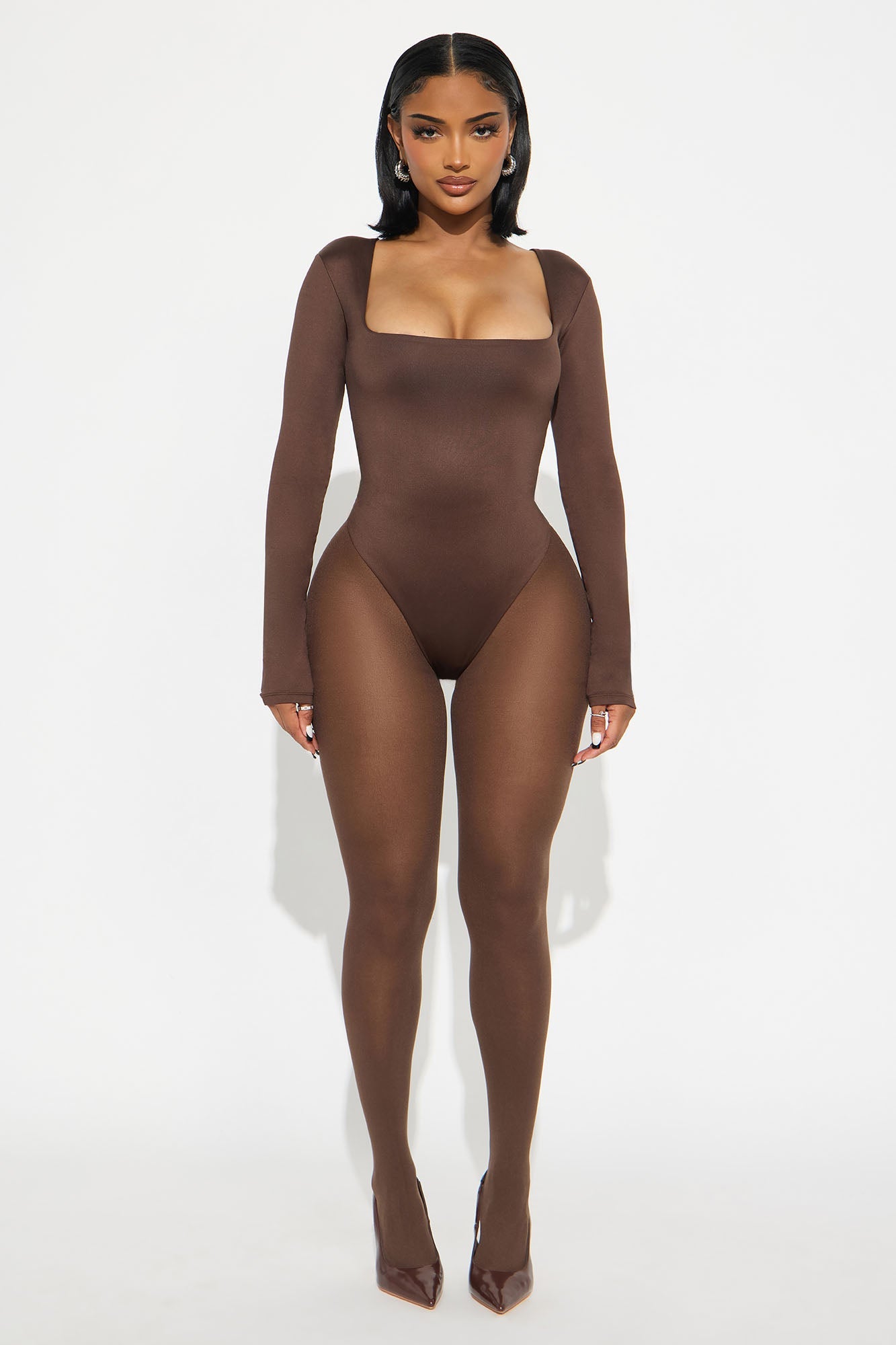 https://cdn.shopify.com/s/files/1/0293/9277/files/06-12-25_Contour-_Collection_16_B12503KT4111_Chocolate_TK_SS_13-15-05_0628_PXF_WG_WG.jpg?v=1753202270