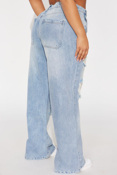 https://cdn.shopify.com/s/files/1/0293/9277/files/06-12-25_S4_9_FN1702HSTYJ_MediumWash_CXB_AP_11-06-37_PLUS_2421_ES_b3362289-49dd-4d35-9485-dd6ff85ae890.jpg?v=1788965060&with=400&height=600