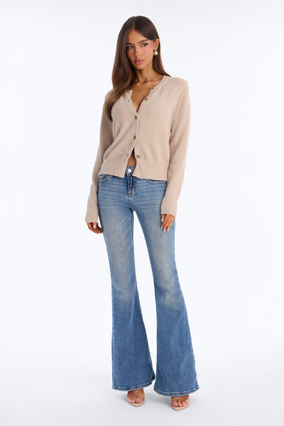 https://cdn.shopify.com/s/files/1/0293/9277/files/06-12-26_S1_26_DZ23F565_Oatmeal_MB_AC_13-11-06_0466_PXF.jpg?v=1781727673&with=400&height=600
